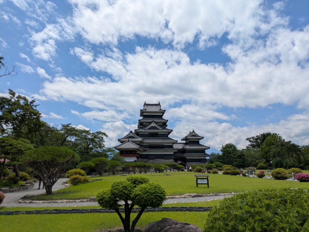 松本城全景